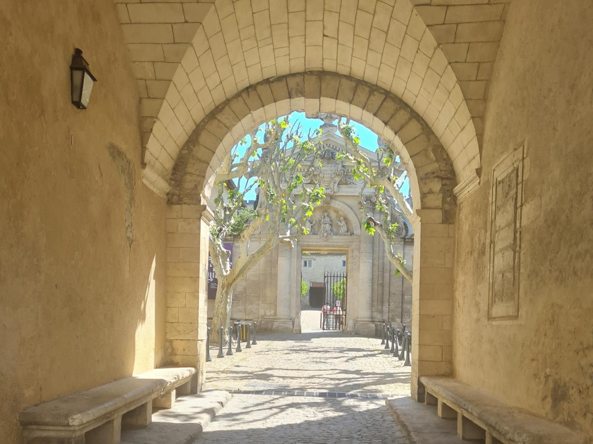 Maison De Charme Villeneuve Les Avignon Exterior foto